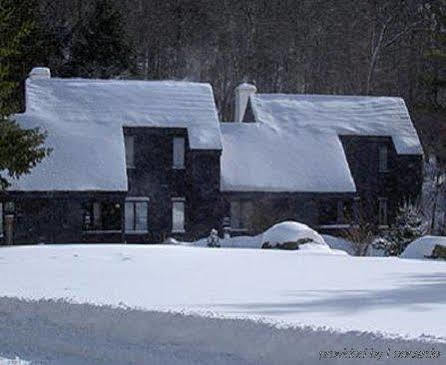 Sugarbush Inn Warren Exterior foto